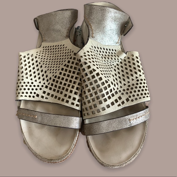 Naked Feet Aries Ankle Strap Comfortable Cushion Sandals Shoes Woman’s 9.5 - Picture 4 of 8